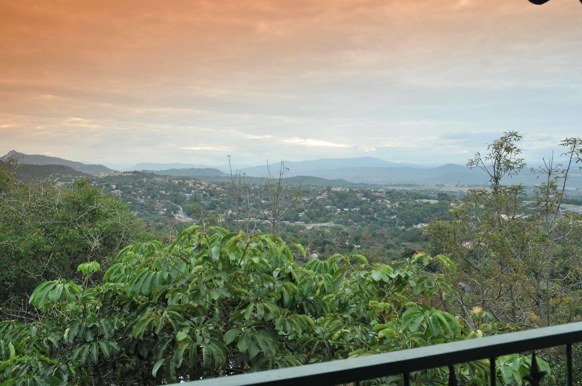 Sunset Manor Bed & Breakfast Mbombela Luaran gambar
